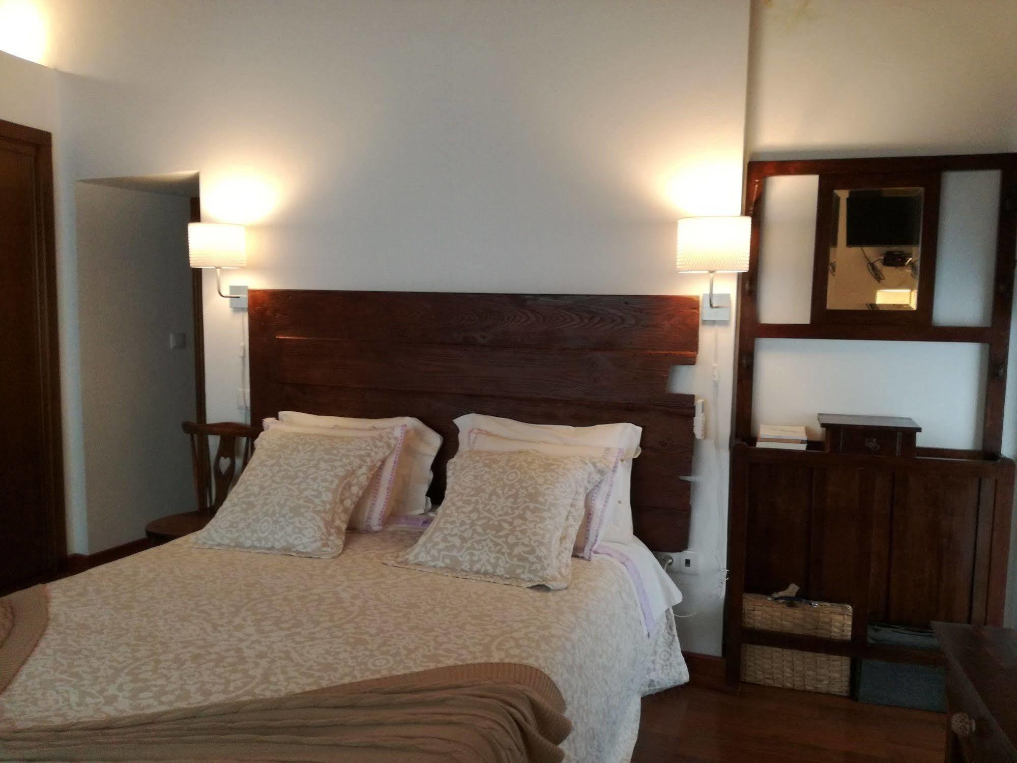 O Ze Ja Dormiu Aqui Villa Celeiros Exterior photo